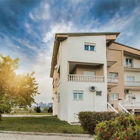 Spilaio At Meteora Hotell Kalampáka Eksteriør bilde