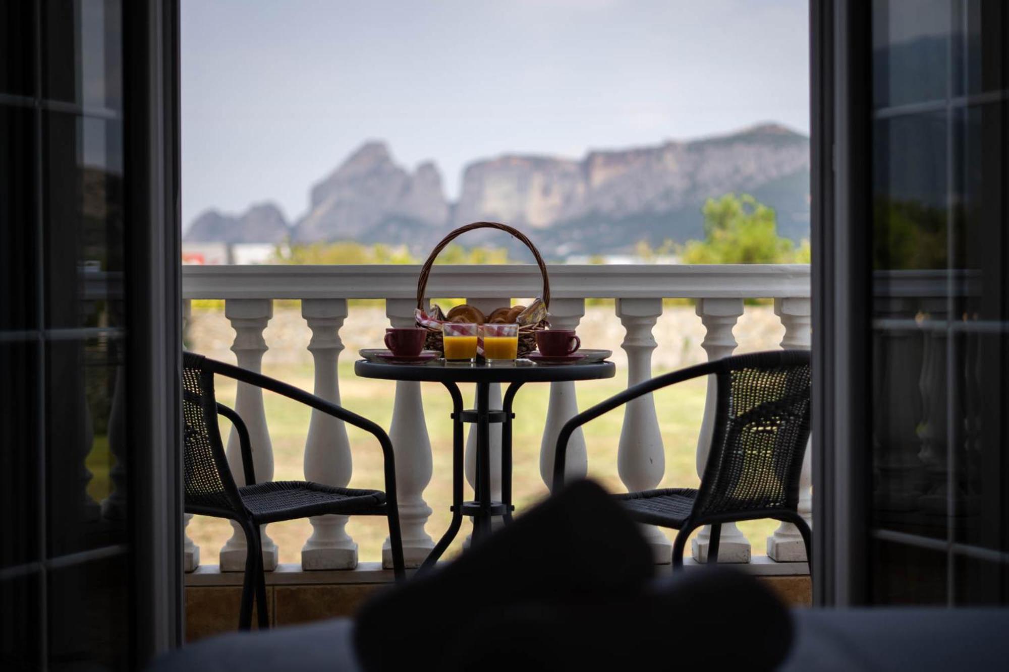 Spilaio At Meteora Hotell Kalampáka Eksteriør bilde