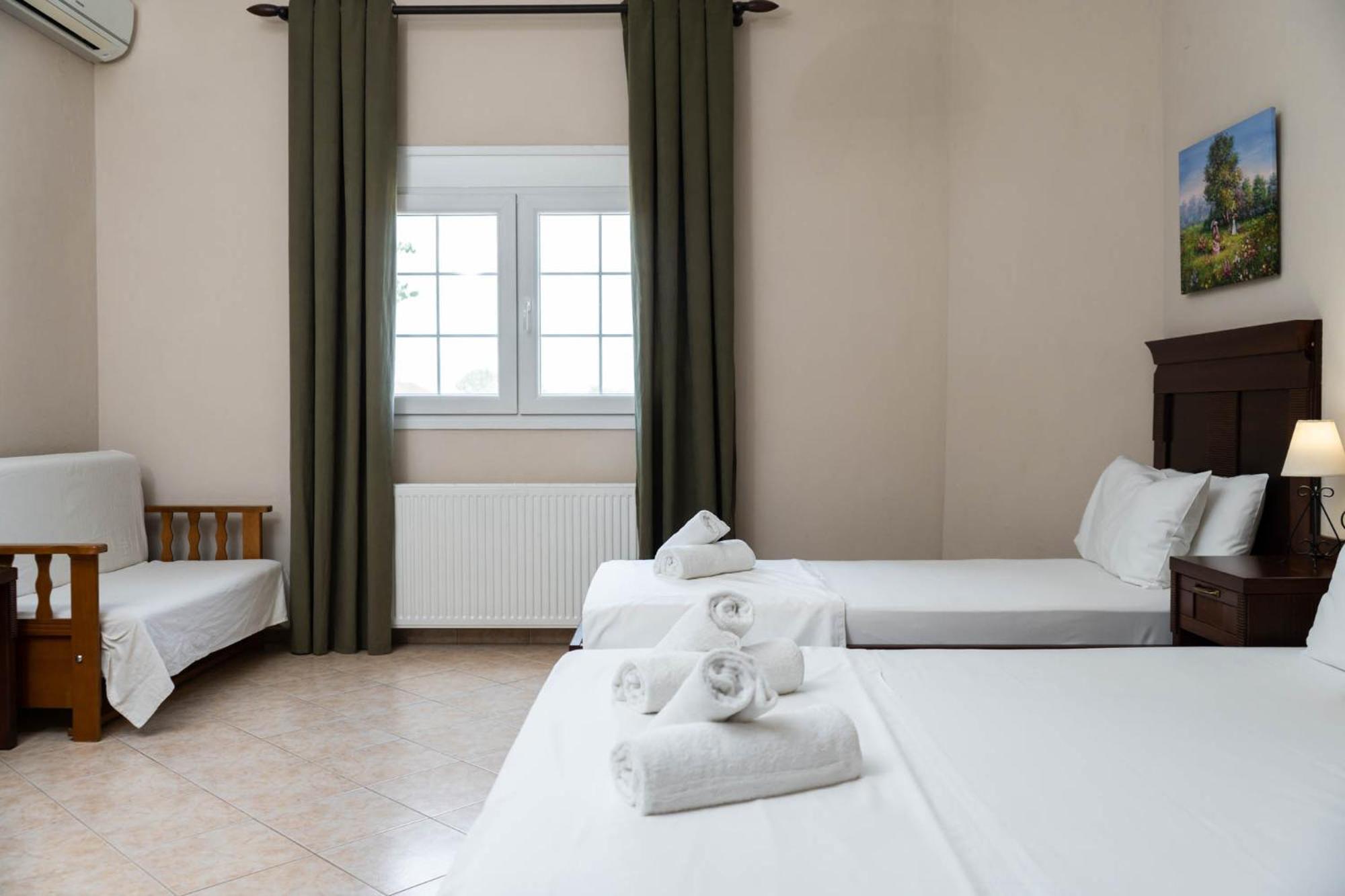 Spilaio At Meteora Hotell Kalampáka Eksteriør bilde